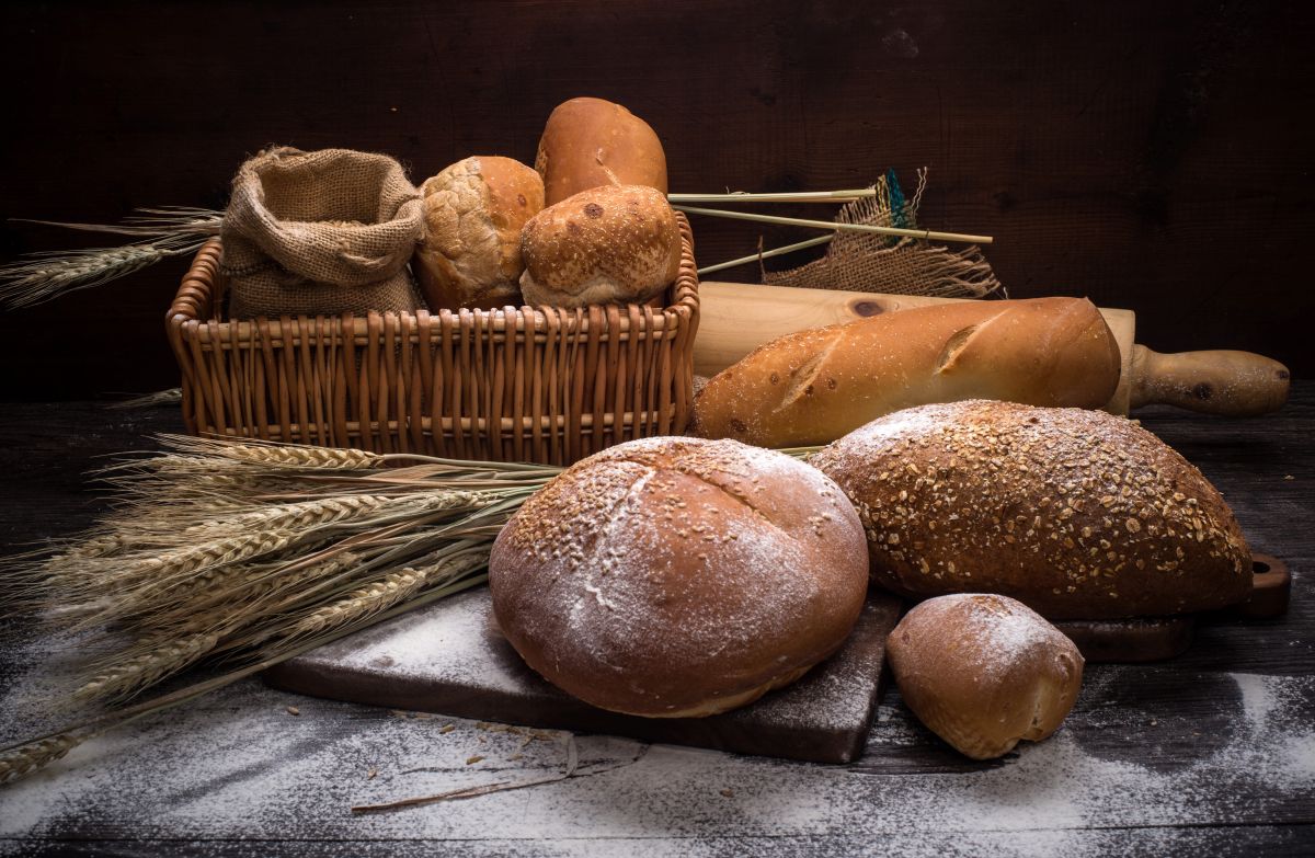 Brød: Uanset om det er sort eller hvidt brød, fuldkorn, flerkorn eller ciabatta, er valget næsten uendeligt.