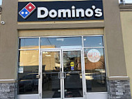 Domino's Pizza outside