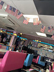 Grumpy's Diner inside