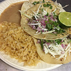 Taqueria El Lugar food