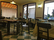 Pizzeria Giardino inside