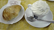 Pasticceria Pirani food