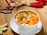 Hazriq Tomyam Seafood food