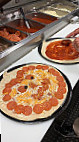 Mr Gatti's Pizza food