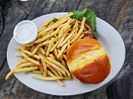 Little Missouri Saloon Dining Room food