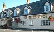 The Horseshoe Lavendon outside