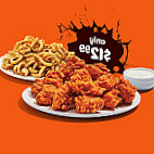 Hooters food