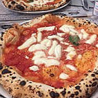 Pizzeria Pomodoro E Mozzarella food