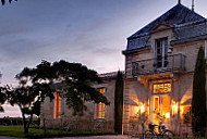 Château Cordeillan-bages outside