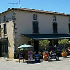 CafÉ MÉlusine outside