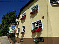 Gasthof Hartl vlg zum Wirt outside