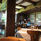 Restuarant Gasthof Zum Pfandl inside