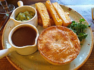 The Boathouse Inn Irlam food