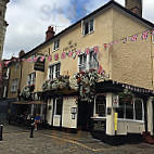 The Prince Harry outside