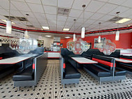 Steak N Shake inside