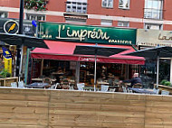 L'imprevu Bar-Brasserie inside