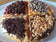 Waffles Bossku food