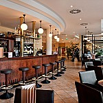 Fleming's Brasserie & Wine Bar im Intercity Hotel Bremen food