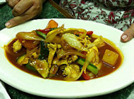 Noot's Thai Kitchen food