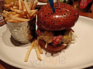 Burger And Lobster City food