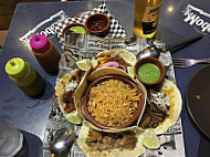 Villano Taqueria food