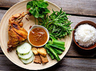 Warung Tok Piah food