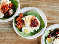 Nasi Lemak Flat Hijau food