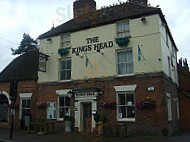 The Kings Head outside