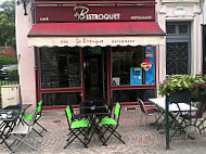 Le Bistroquet inside