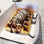 Belgian Waffle Tuk food