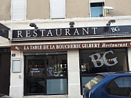 La Table de la Boucherie GILBERT outside