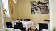 Restaurant Les Maries food