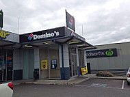 Domino's Pizza Hampton Park (vic) outside