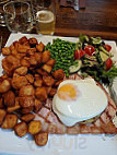 The Woodborough Inn food