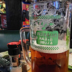 Quaker Steak and Lube food