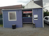 La Frite En Or outside