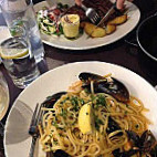 Mussel Inn food