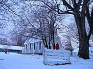 Cove Drive-in outside