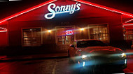 Sonny's Bbq outside