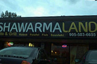 Shawarma Land outside