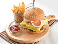 Yop Burger Kerupang food