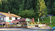 Snack Bar du Lac outside