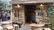 A Cantinetta inside