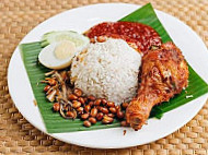 Nasi Lemak Jentayu Dan Burger inside