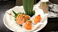 Sushi Sun Nomentana food