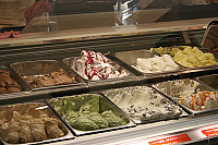 Gelati Eiscaffe inside