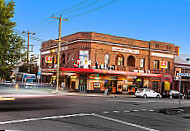 Commonwealth Hotel Newcastle outside