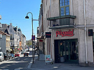 Pasta Pizzanini Hamar outside