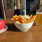 Kelburn Village Pub food