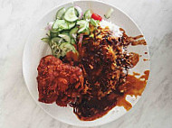 Nasi Kandar Asik Maju (no. 2 Ground Floor) food